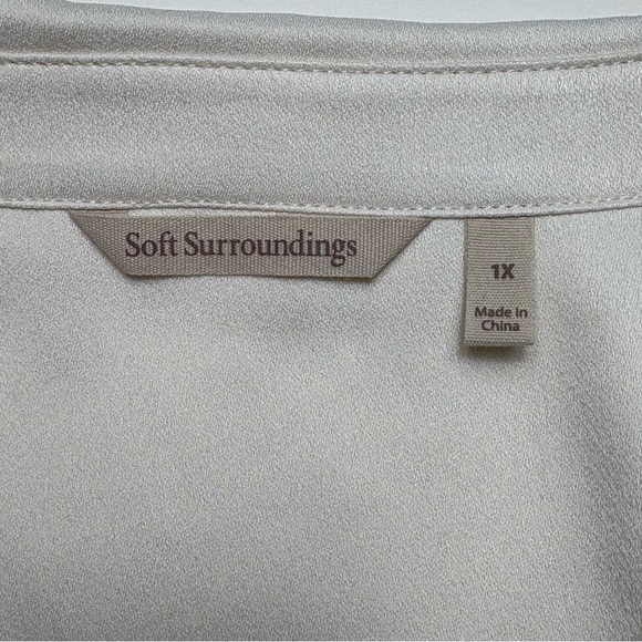 Soft Surroundings Sonnet Blouse 1X Ivory Button Down Ruffle Bell Poet Sleeve - Picture 11 of 12